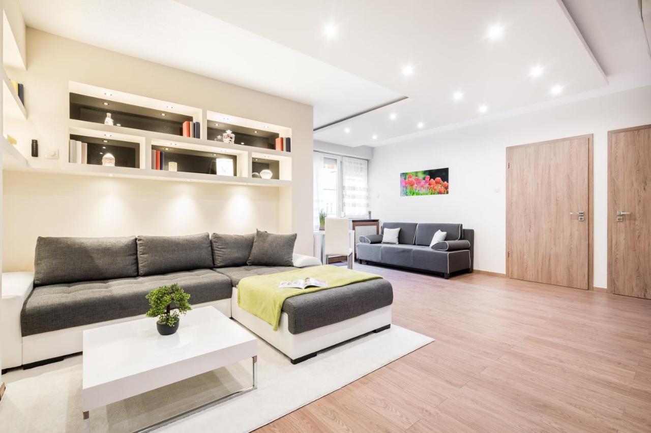 Bpr Garay Suite With Rooftop Terrace & A/C Budapest Kültér fotó